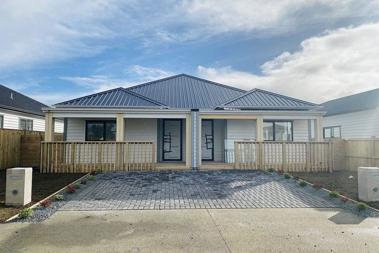 Photo of property in 14b Woven Place, Karaka, 2113