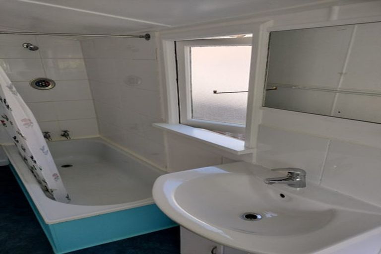 Photo of property in 25a Irvine Road, The Cove, Dunedin, 9077