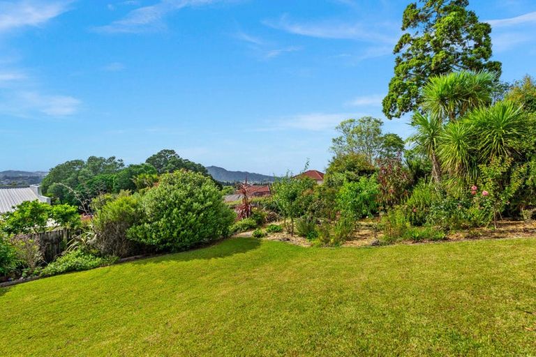 Photo of property in 13 Grand View Road, Te Kamo, Whangarei, 0112