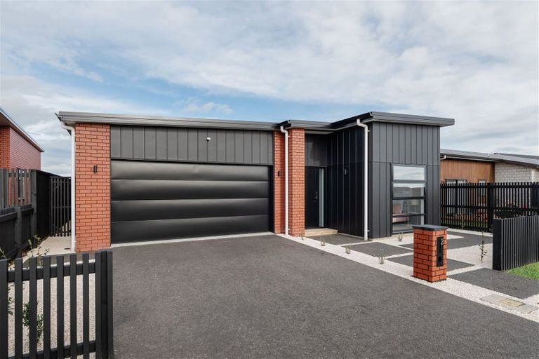 Photo of property in 2 Gosset Avenue, Chartwell, 3210