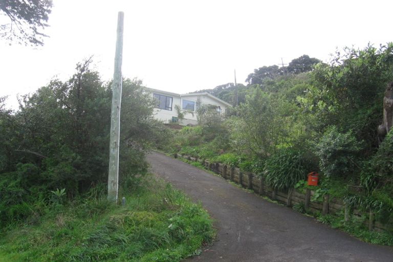 Photo of property in 16 Cliff Street, Onerahi, Whangarei, 0110