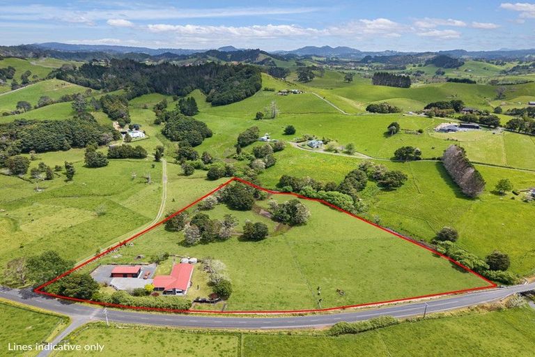 Photo of property in 80 Pataua Road North, Whareora, Whangarei, 0175