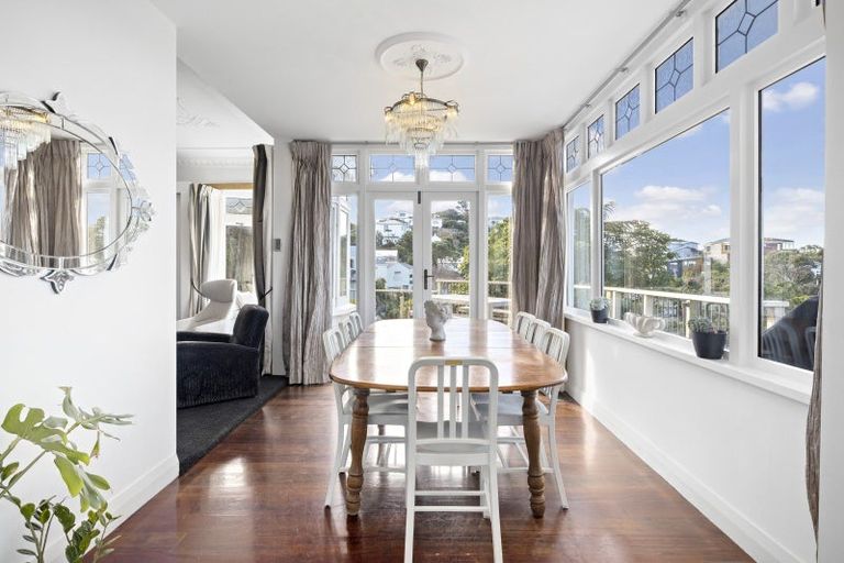 Photo of property in 39 Mills Road, Brooklyn, Wellington, 6021