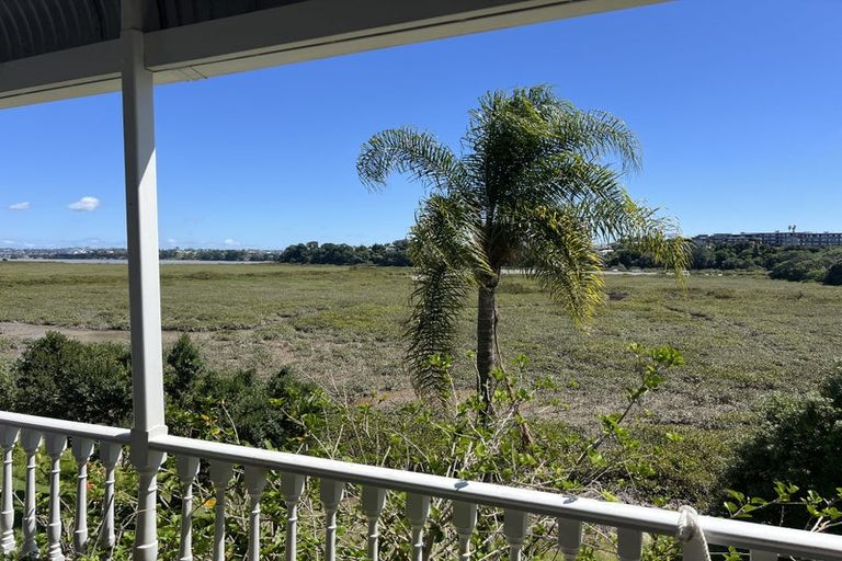 Photo of property in 11 Bulwer Street, Devonport, Auckland, 0624