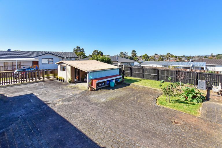 Photo of property in 55 Catkin Crescent, Papatoetoe, Auckland, 2025