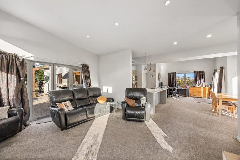 Photo of property in 7 Ellie Place, Lake Hawea, Wanaka, 9382