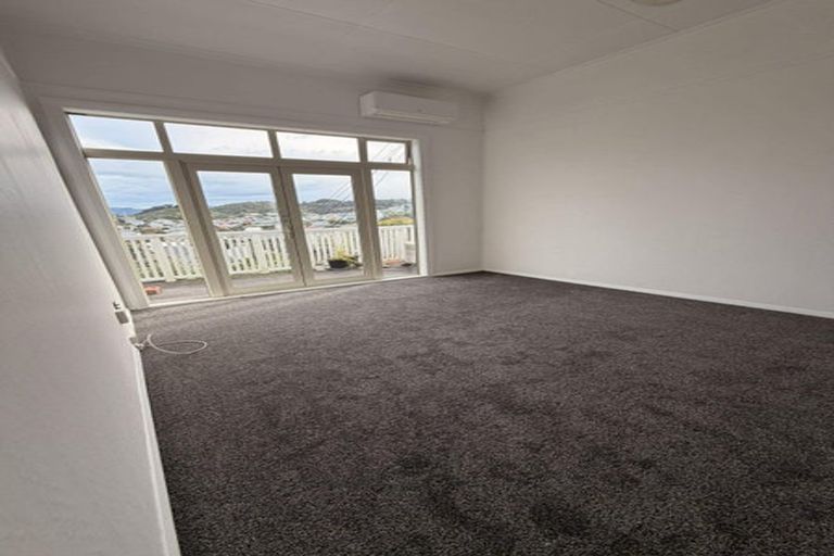 Photo of property in 22 Lawrence Street, Newtown, Wellington, 6021