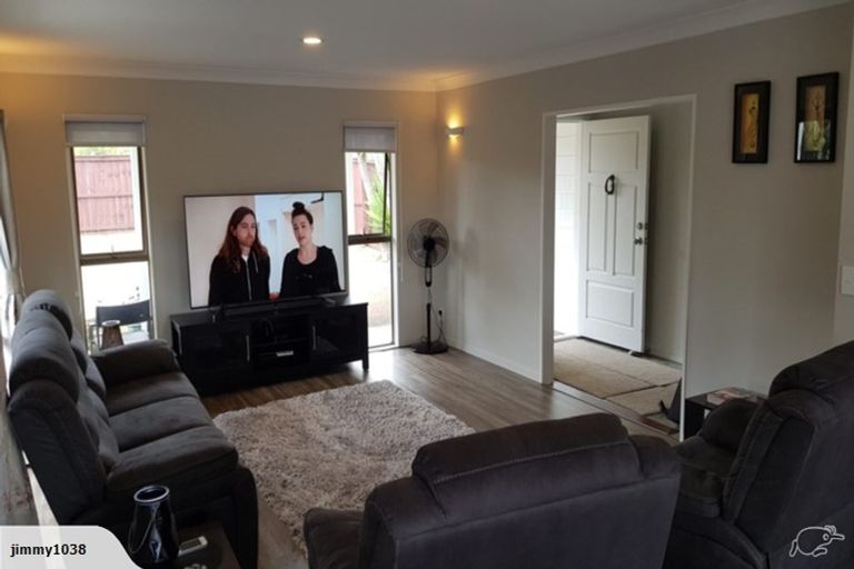 Photo of property in 149 Prince Regent Drive, Farm Cove, Auckland, 2012