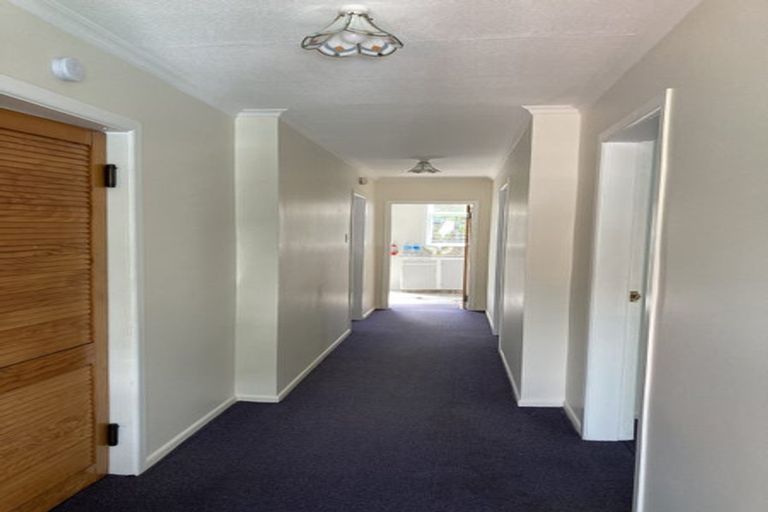 Photo of property in 27 Mckinley Crescent, Brooklyn, Wellington, 6021