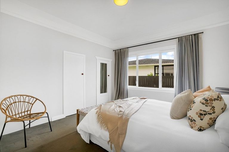 Photo of property in 36a Hereford Street, Te Atatu Peninsula, Auckland, 0610