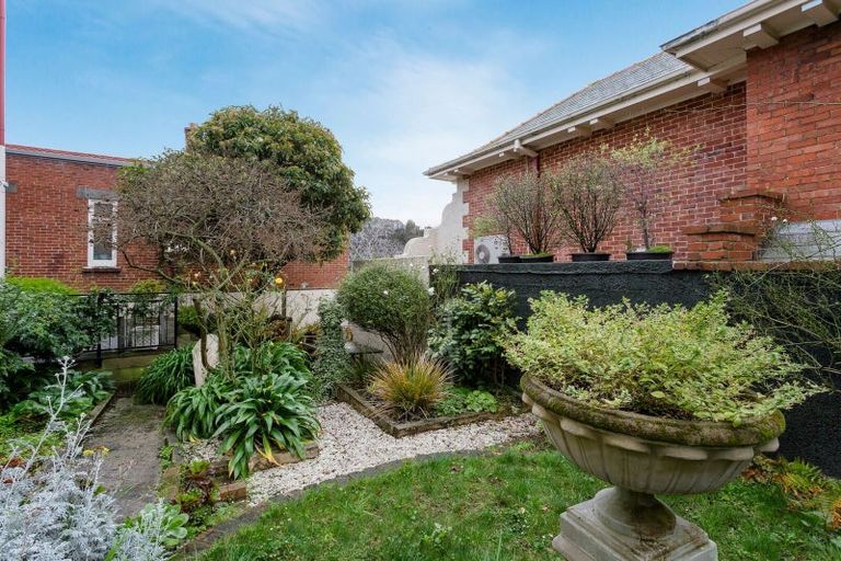 Photo of property in 4 Graham Street, Dunedin Central, Dunedin, 9016
