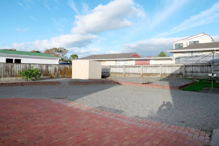 Photo of property in 10 Walton Road, Paraparaumu Beach, Paraparaumu, 5032