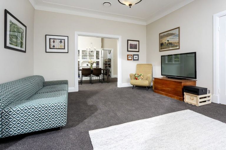 Photo of property in 181b Greenhithe Road, Greenhithe, Auckland, 0632