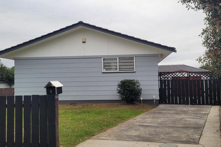 Photo of property in 5 Bluewater Place, Wattle Downs, Auckland, 2103