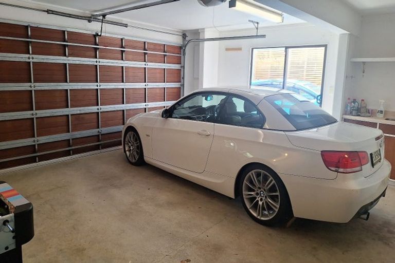 Photo of property in 49b Simla Crescent, Khandallah, Wellington, 6035