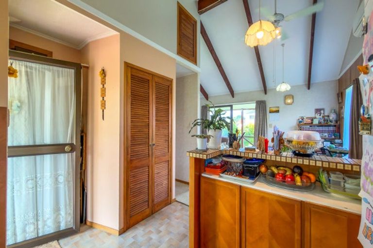 Photo of property in 48 Kon Tiki Road, Whiritoa, Whangamata, 3691