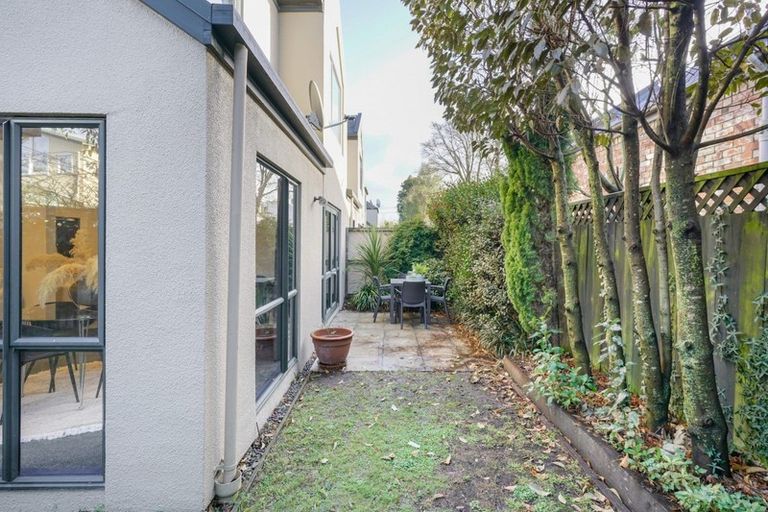 Photo of property in 64d Champion Street, Edgeware, Christchurch, 8013