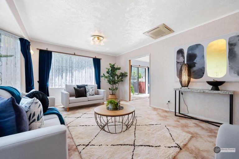 Photo of property in 34 Mcenroe Grove, Naenae, Lower Hutt, 5011