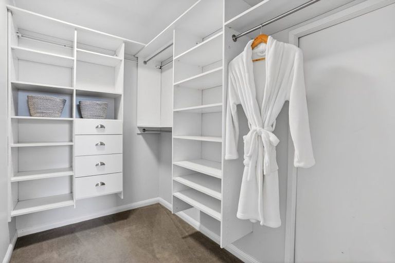 Photo of property in 2/15 Saltburn Road, Milford, Auckland, 0620