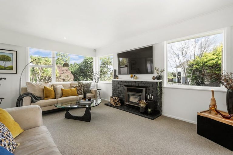 Photo of property in 2/300 Rangatira Road, Beach Haven, Auckland, 0626