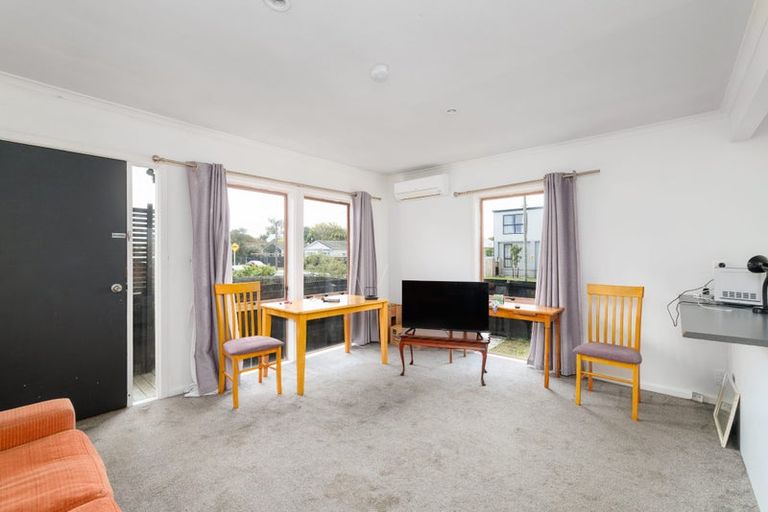 Photo of property in 66 Rhona Street, Linwood, Christchurch, 8062