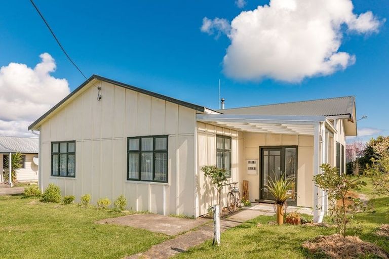 Photo of property in 14 Derby Street, Westport, 7825