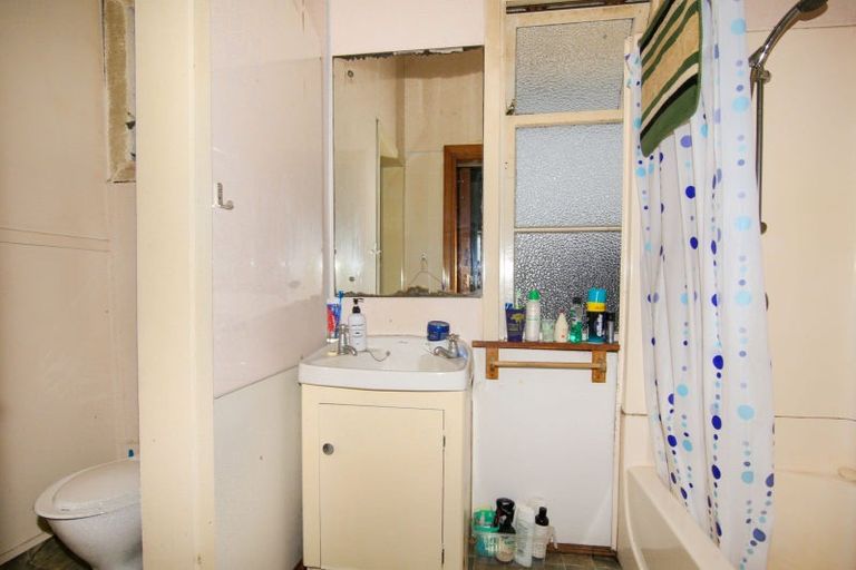 Photo of property in 304 Palmerston Street, Westport, 7825