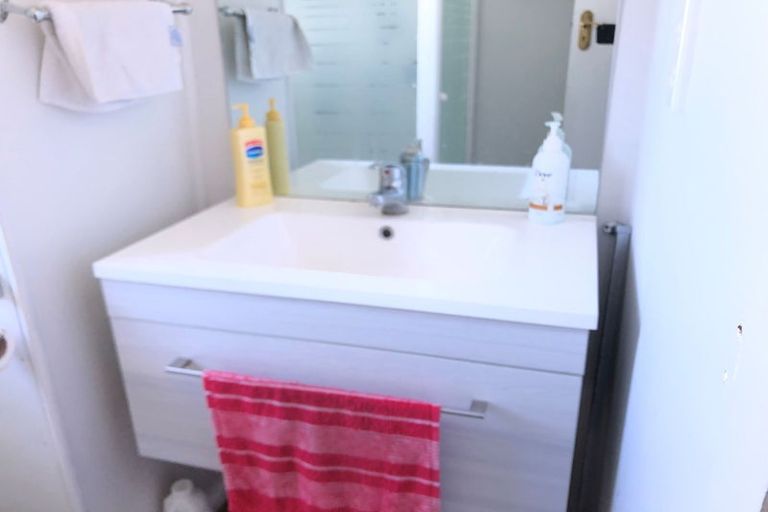 Photo of property in 8 Ronberg Street, Highbury, Palmerston North, 4412