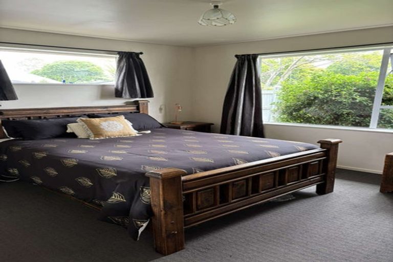 Photo of property in 20 Winters Road, Redwood, Christchurch, 8051