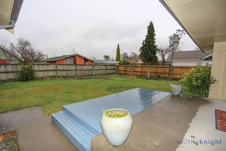 Photo of property in 6a Mendip Place, Casebrook, Christchurch, 8051