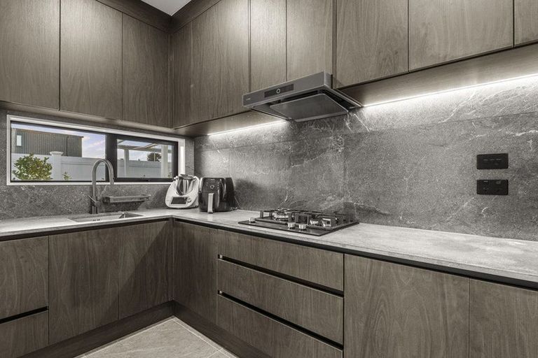 Photo of property in 214 Vaughans Road, Long Bay, Albany, 0792