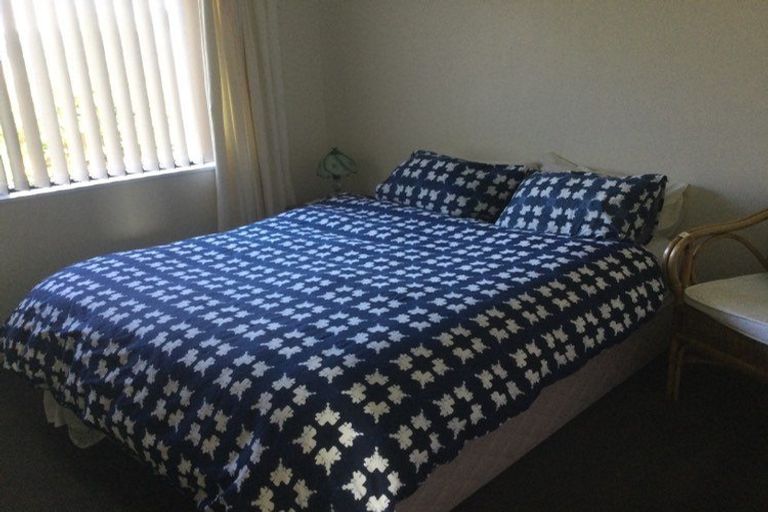 Photo of property in 52 Arawhata Road, Paraparaumu, 5032