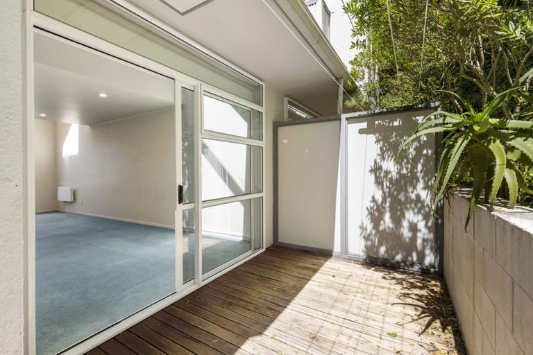 Photo of property in Fernhill Flats, 324u6 The Terrace, Te Aro, Wellington, 6011