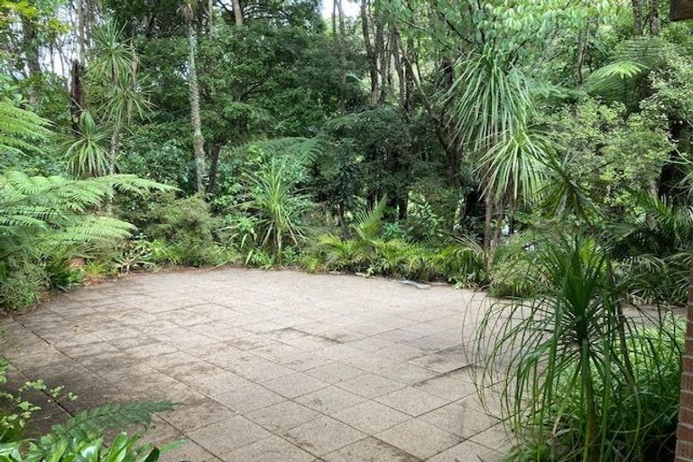 Photo of property in 202 Konini Road, Titirangi, Auckland, 0604