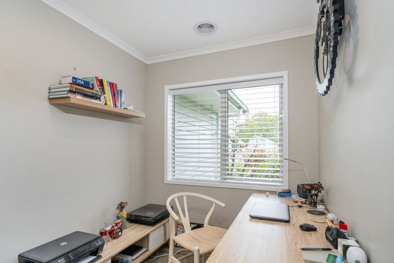 Photo of property in 10 Austin Drive, Whitianga, 3510