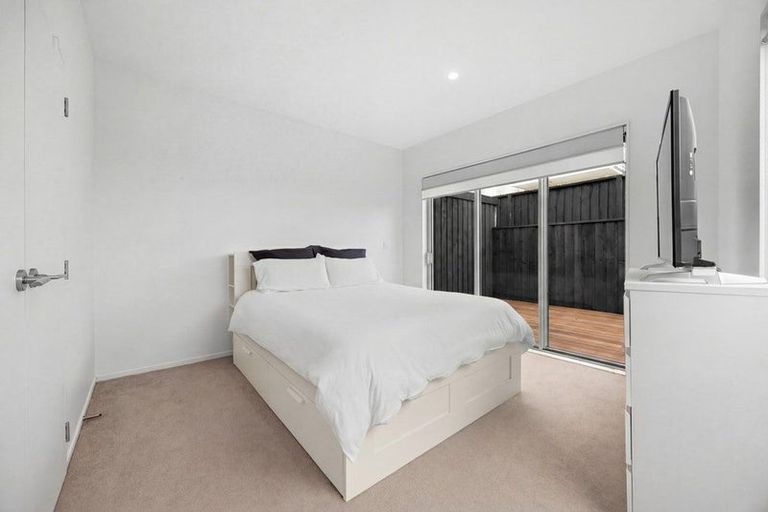 Photo of property in 14 Heri Lane, Westgate, Auckland, 0814