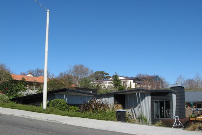 Photo of property in 48 Lucknow Road, Havelock North, 4130
