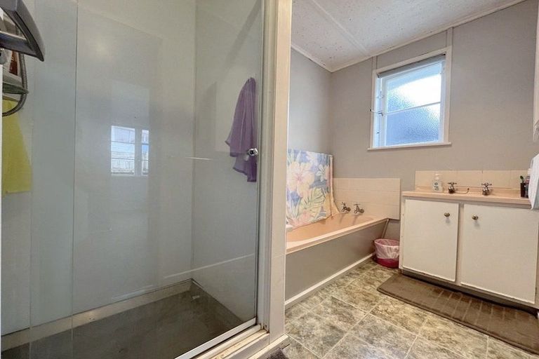 Photo of property in 39 Bannister Avenue, Johnsonville, Wellington, 6037