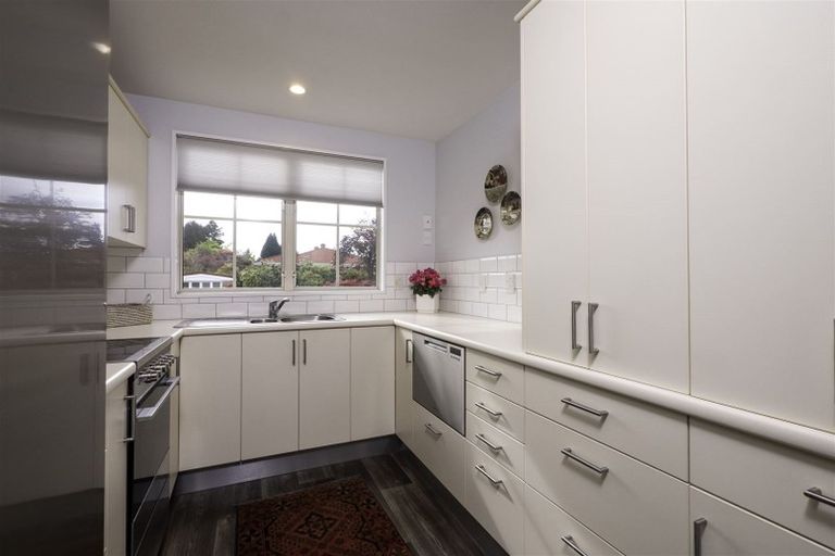 Photo of property in 14a Sealy Street, Highfield, Timaru, 7910