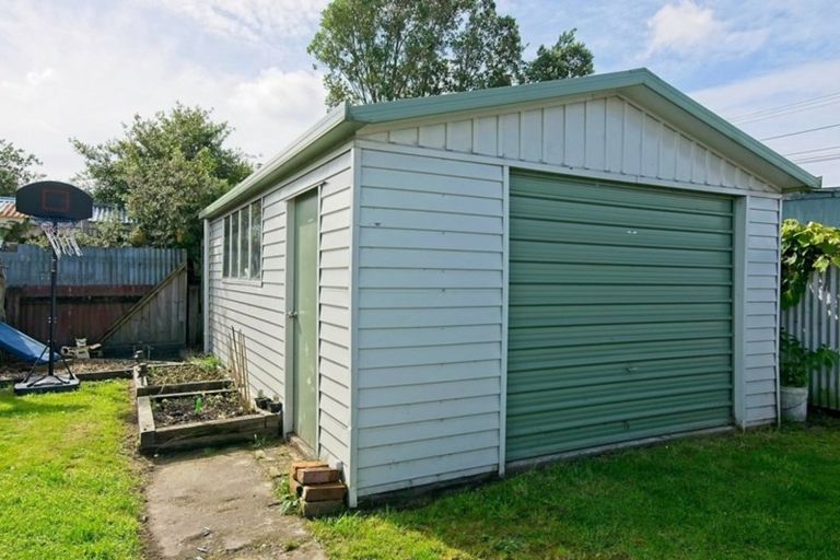 Photo of property in 5 Fonblanque Street, Westport, 7825