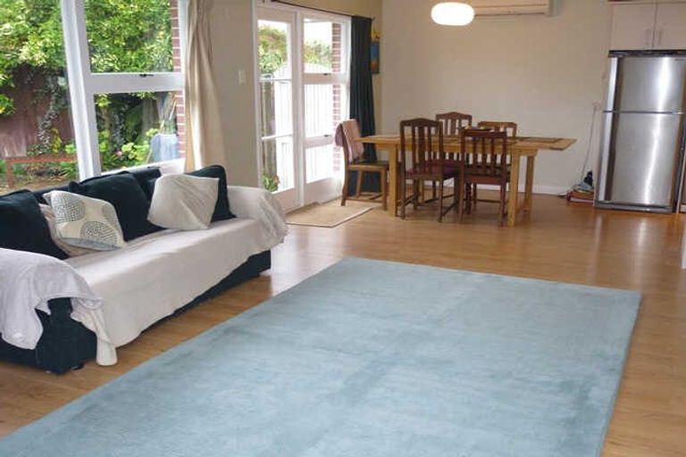 Photo of property in 73b Eastern Terrace, Beckenham, Christchurch, 8023