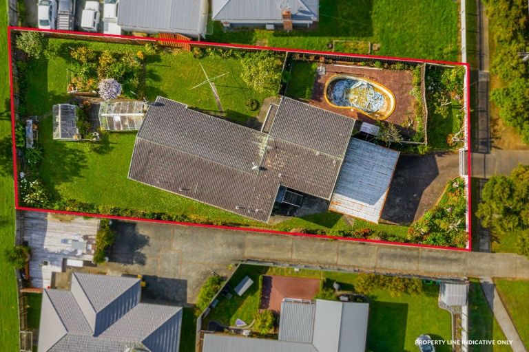 Photo of property in 494 Don Buck Road, Massey, Auckland, 0614