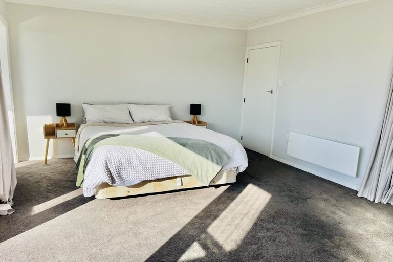 Photo of property in 35 Toorak Avenue, Avonhead, Christchurch, 8042