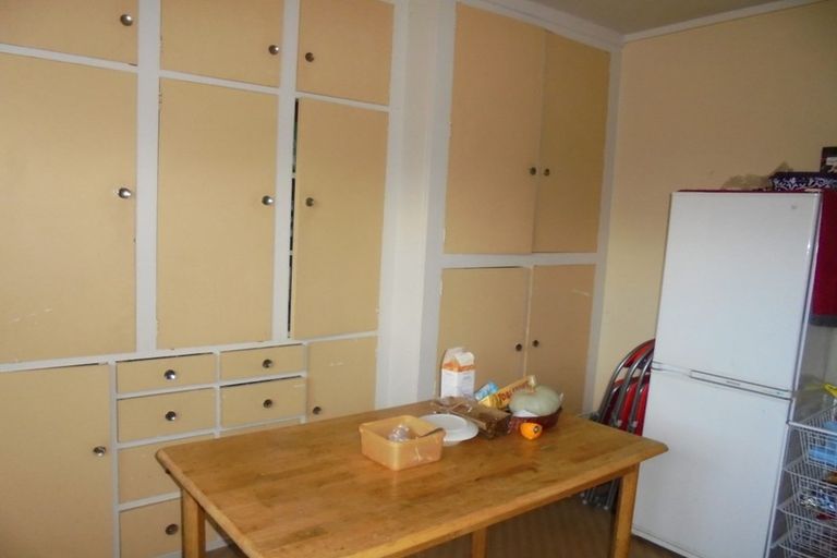 Photo of property in 2/944 Colombo Street, St Albans, Christchurch, 8014