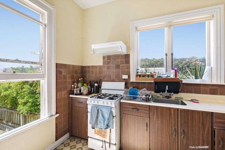 Photo of property in 30 Drummond Street, Mount Cook, Wellington, 6021