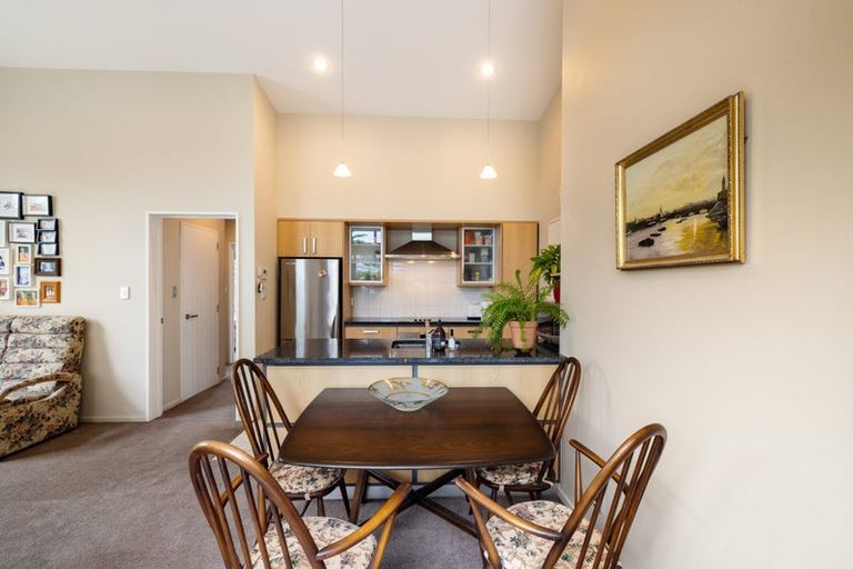 Photo of property in 5/43 Main Road, Redcliffs, Christchurch, 8081