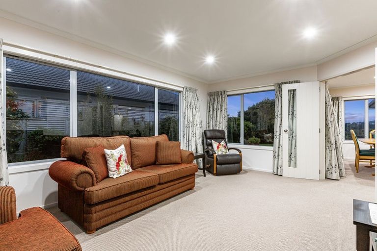 Photo of property in 19 Tongariro Drive, Aotea, Porirua, 5024