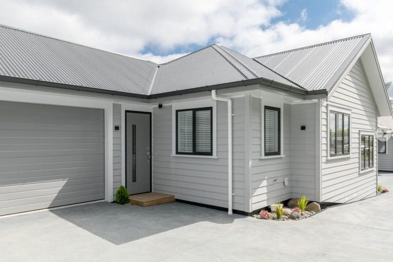 Photo of property in 2u2 Moana Street, Frankton, Hamilton, 3204