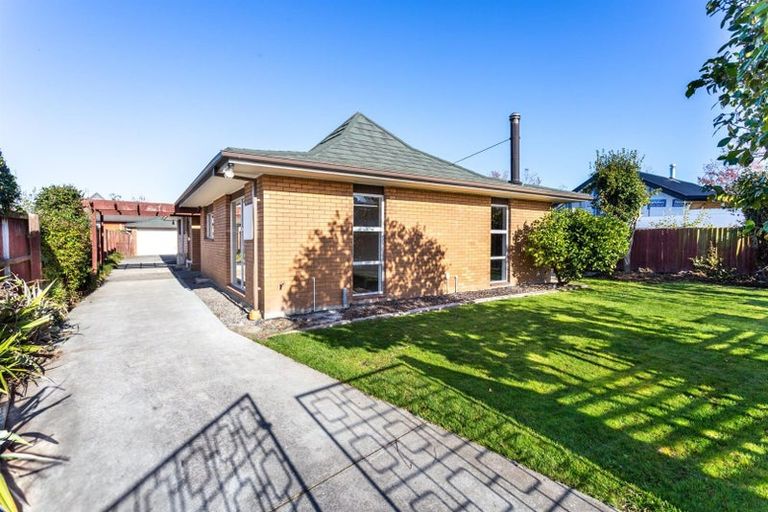 Photo of property in 21 Glenside Avenue, Ilam, Christchurch, 8041