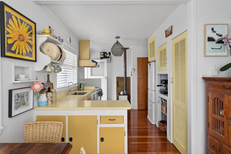 Photo of property in 1 Griffin Road, Maungaturoto, 0520